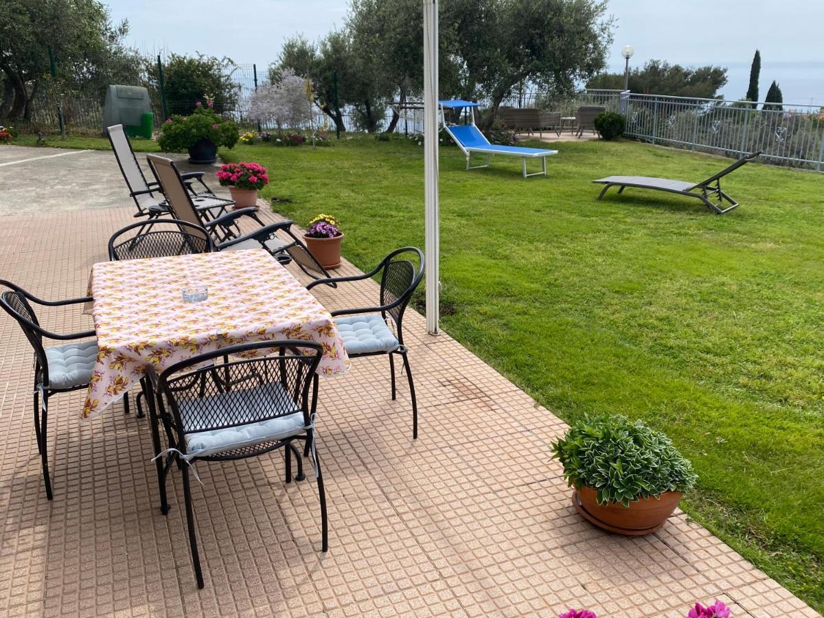 Casa Vista Mare - Superb Garden And Parking Included Βίλα Imperia Εξωτερικό φωτογραφία